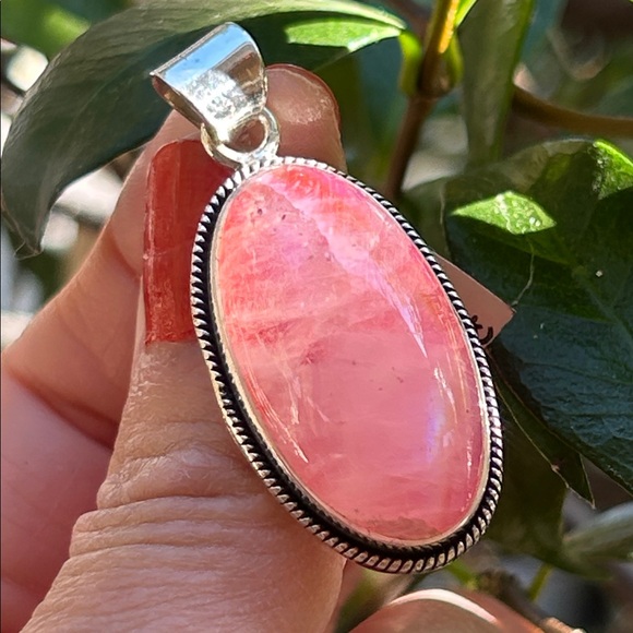 Sterling Silver Large Oval Pink Moonstone Pendant - Picture 9 of 10